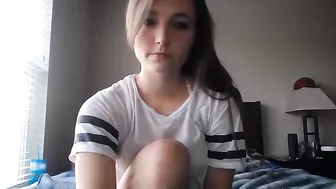 laisbailey  fingering in webcam show