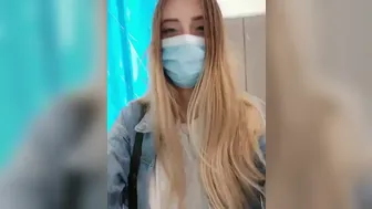 Sweetbabymmm ласкает себя в онлайне