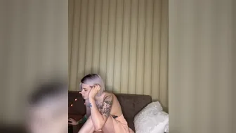 xNovax жгет за токены во фри чате