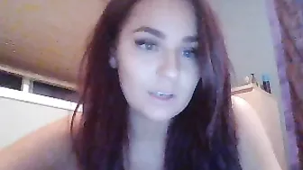 nipsybaby  hooker masturbate juicy pussy