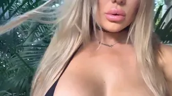 savannahbond  Crazy girl swallows dildo and jerks pussy