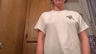 Brecklynn Graceful beauty exposes big boobs