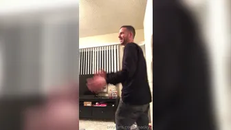 VinaSkyy onlyfans Attractive chick is pounded with a bottle in the ass.