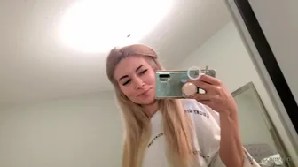 Alinity, Natalia Mogollon. Twitch personality onlyfans sweet mommy