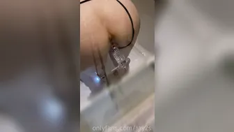 jay2s onlyfans Sexy chicks twirl big butts