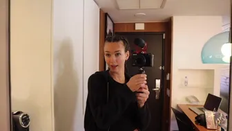 Rachel Cook, rachelc00k onlyfans Sexy brown hair caresses shaved holes