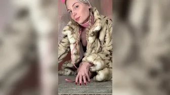 Kitty aka ittybittyprettykitty onlyfans violent orgasm