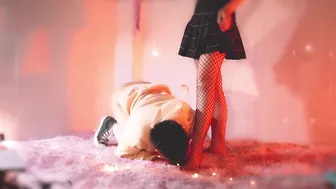 goddessmeimei onlyfans jerking off the clit on the bed