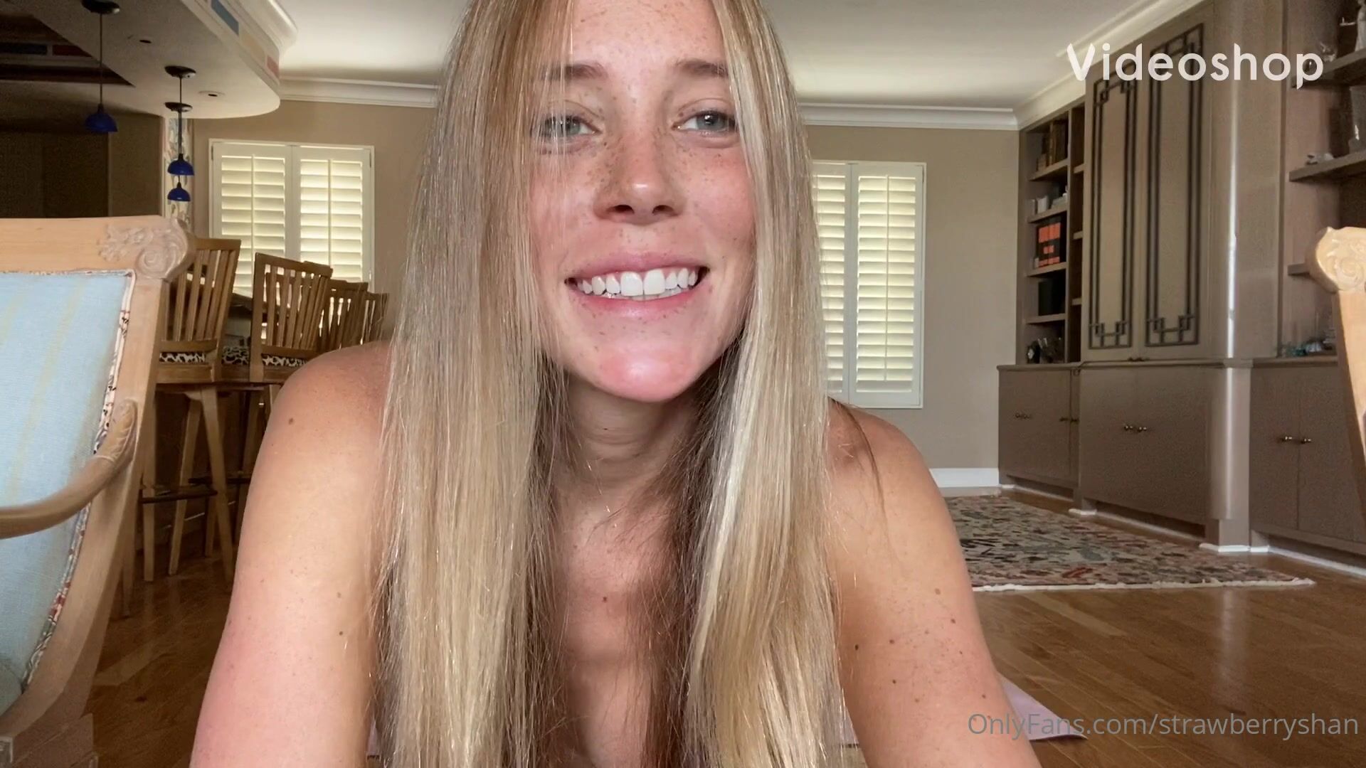 Strawberry Shan, Strawberryshan, shanrozay, shanrozay1 onlyfans squirt on t...