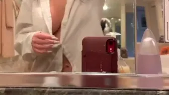 Kayla Lauren, kaylalaurenofficial privat in the bathroom