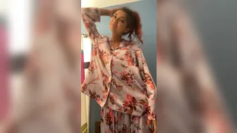 Amira Brie, Princess Amira B, brieamira Crazy kurvy masturbate caps