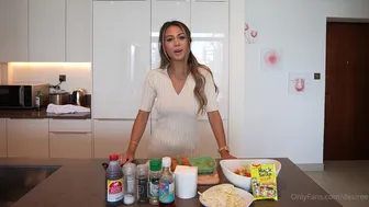 Desi (desiree) onlyfans The chick in stockings jerks off the ass