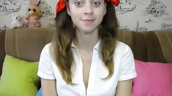 lolitik  masturbating with hairbrush