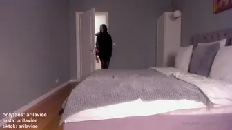 Anna aka arilaviee onlyfans Sexy housewife gets fucked in the kitchen