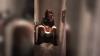 Kissa Sins onlyfans Charming teasing cap