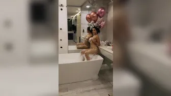 Hanna Miller onlyfans Hot tick caresses beautiful tits