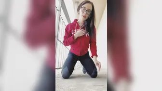 Anna aka arilaviee onlyfans Cutie plays with pussy