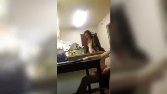 QueenRogue onlyfans Seductive babe masturbates shaved cunt