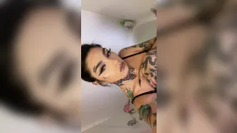 Taylor White onlyfans Busty chick fucks her cunt with a strap-on
