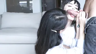 ManyVids - Holly Beth and Jakkky Chew Double Blowjob Holly Beth and Chew