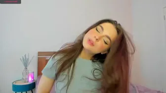 girl_of_yourdreams chaturbate Juicy babe showing big tits