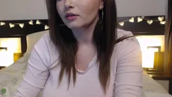 busty_ema  chaturbate  sex toy masturbation mit einer langbeinige