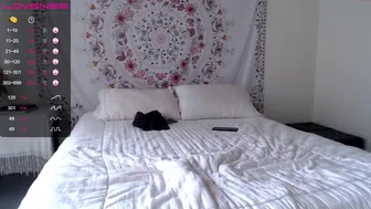 emilyandkian  chaturbate Hot lady masturbates