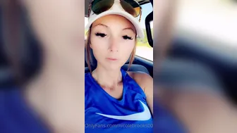 nicolebrooks000  onlyfans Spicy bitch masturbates cunt