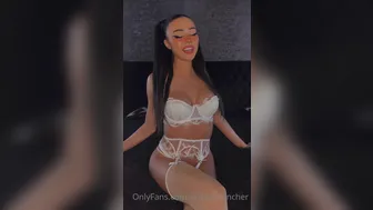 Kristen Hancher  onlyfans  Cowgirl Big Red Lips