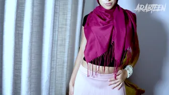 Bella Jameel aka arabteen  onlyfans Spectacular selection of petting chicks