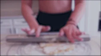 IzzyXx  onlyfans  Teasing big boobs model