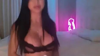 lexivixi onlyfans  beauty masturbates clit with wet fingers