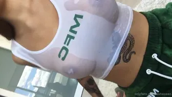 Sasha swan  onlyfans Lustful bitch fucks her wet pink hole with a 2022