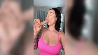 hapy_yuila  onlyfans  Wet brunette plays with a wet hole