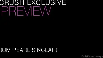 Pearl Sinclair  onlyfans  22 year old beauty showing boobs