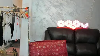 hotfallingdevil_January-24-2022_08-53-28__2