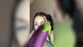 matiofficial onlyfans Experienced trash hot fucks both slits