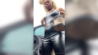 Creamiest Pussy aka fmereloaded onlyfans Graceful bitch fucks both holes