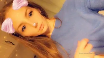 moonandstars713 onlyfans  attractive skinny