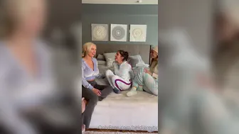 Heidi Grey aka heidigreytv onlyfans Hot little woman bares chic boobies