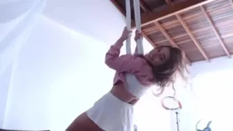 Kendall Tyler Hitachi 021_4