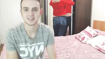 ansabosh  Stands holes to the top