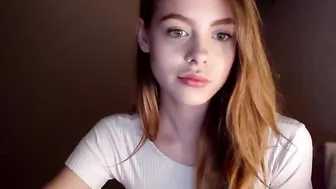 jessie98631  webcam shaking ass