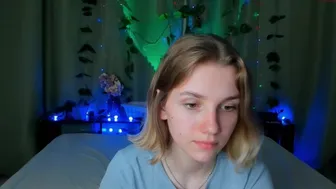 Watch helenchristensen 15-july-2022 1912_female_chaturbate_1_2