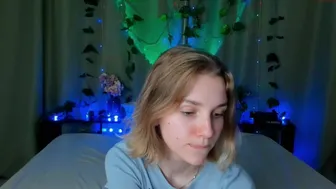 Watch helenchristensen 15-july-2022 1912_female_chaturbate_1_1