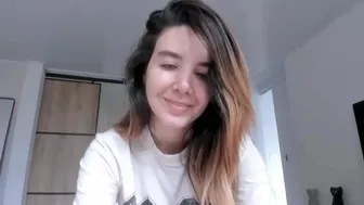 lauravega myfreecams 2022-july-06 14:05_1_4