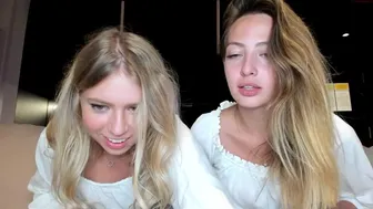 aggie_love 06-august-2022 0028 group show chaturbate