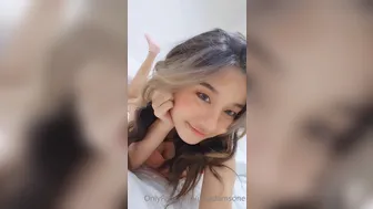 Iris Adamsone onlyfans petite brunette babe sucking dildo