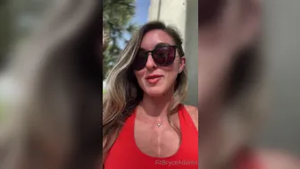 fitbryceadams onlyfans exquisite woman fucks herself