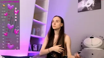 chandoney chaturbate blonde hairstyle fingering shaved cunt